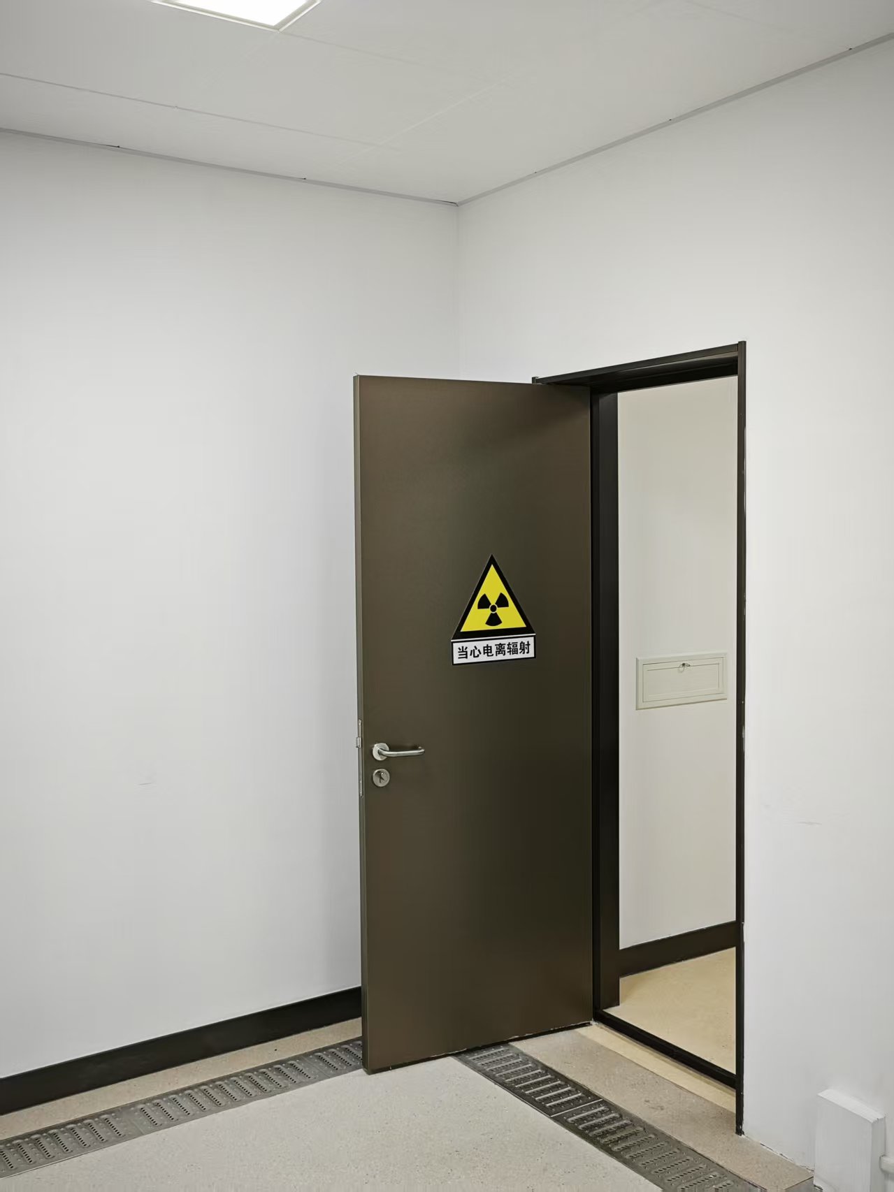 衡水CT室手动单开防护铅门